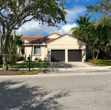 1396 Camellia Cir, Weston FL 33326