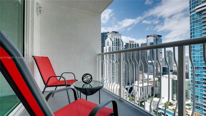 1200 Brickell Bay Dr # 3916, Miami FL 33131