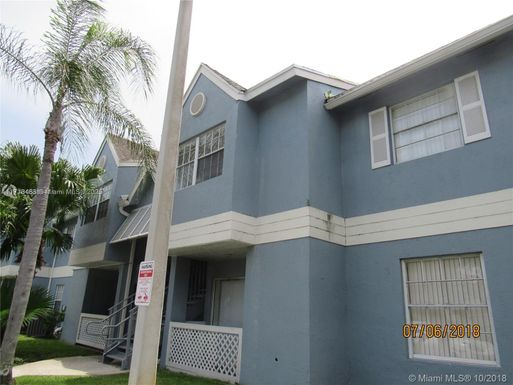 17580 NW 67th Pl # 1, Hialeah FL 33015