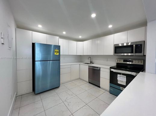 13499 Biscayne Blvd # 1405, North Miami FL 33181