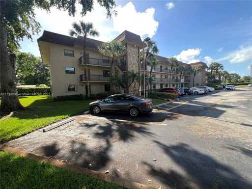 6085 N Sabal Palm Blvd # 201, Tamarac FL 33319