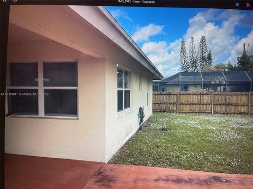 423 SW Byron St, Port St. Lucie FL 34983