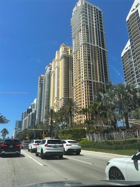 17021 N Bay Rd # 1028, Sunny Isles Beach FL 33160