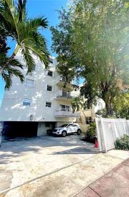 1615 Meridian Ave # 502, Miami Beach FL 33139