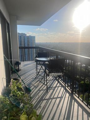 2333 Brickell Ave # 2616, Miami FL 33129