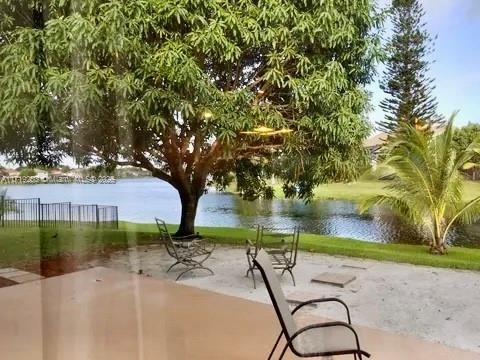 12137 Sunset Point Cir, Wellington FL 33414