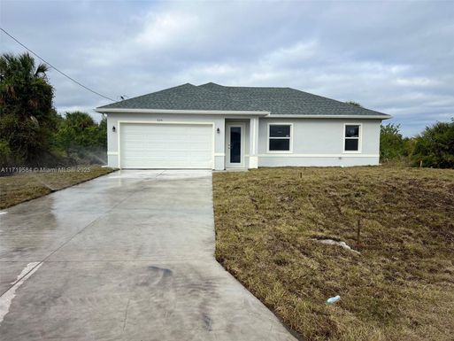 526 kilgour ave S, Lehigh Acres FL 33974