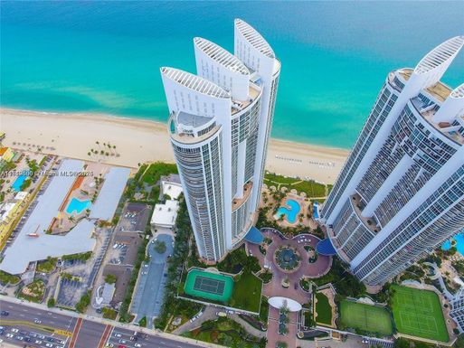 18201 Collins Ave # 1009, Sunny Isles Beach FL 33160