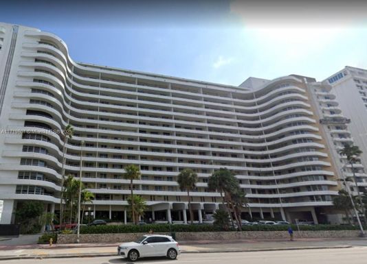 5555 Collins Ave # 16J, Miami Beach FL 33140