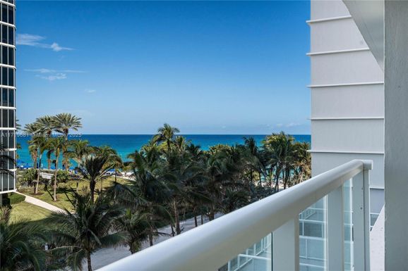 19201 Collins Ave # 324, Sunny Isles Beach FL 33160