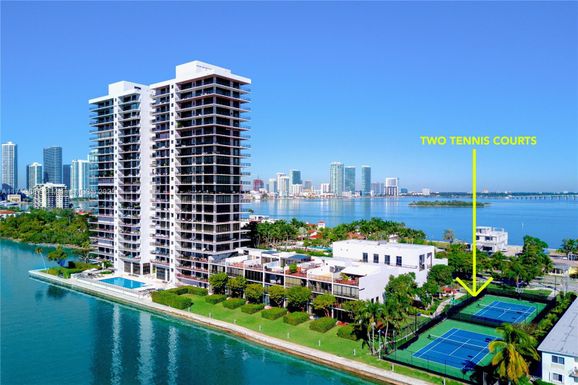 1000 Venetian Way # 1503, Miami FL 33139