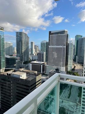 951 Brickell Ave # 3303, Miami FL 33131