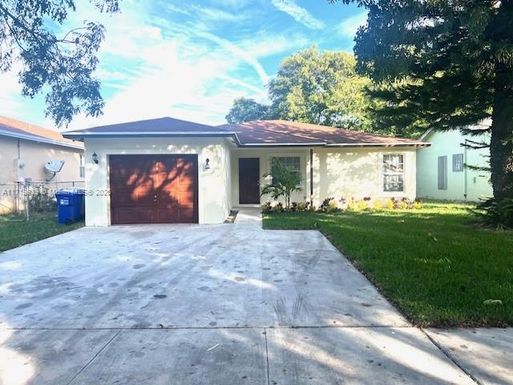 1574 NW 7th Ln, Pompano Beach FL 33060