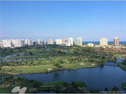 19501 W Country Club Dr # 2203, Aventura FL 33180