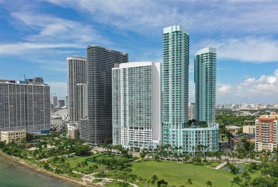 1900 N Bayshore Dr # 2018, Miami FL 33132