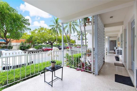 641 Espanola Way # 9, Miami Beach FL 33139