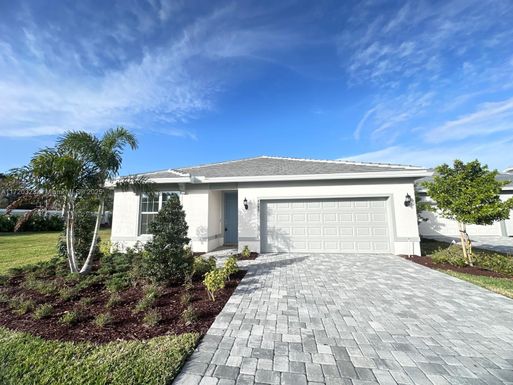 4545 Nautilus Cir, Vero Beach FL 32967