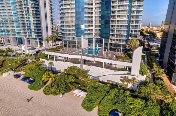 17121 Collins Ave # 3703, Sunny Isles Beach FL 33160