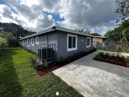 2720 NW 20th St, Fort Lauderdale FL 33311