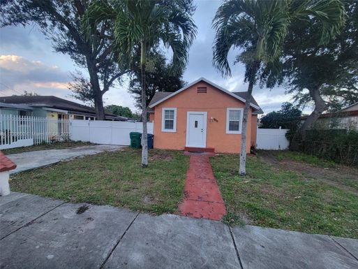 2215 NW 104th Ter # 2215, Miami FL 33147