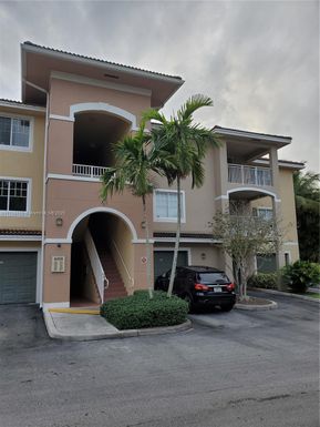 6458 Emerald Dunes Dr # 304, West Palm Beach FL 33411