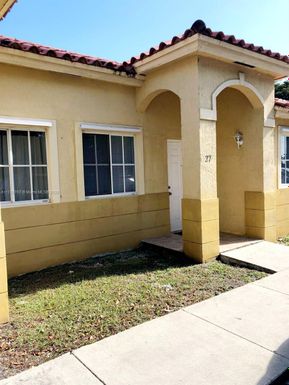 27 NE 13th Ave # 4, Homestead FL 33033