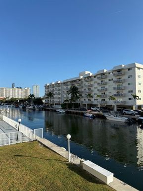 3522 NE 171st St # 201, North Miami Beach FL 33160