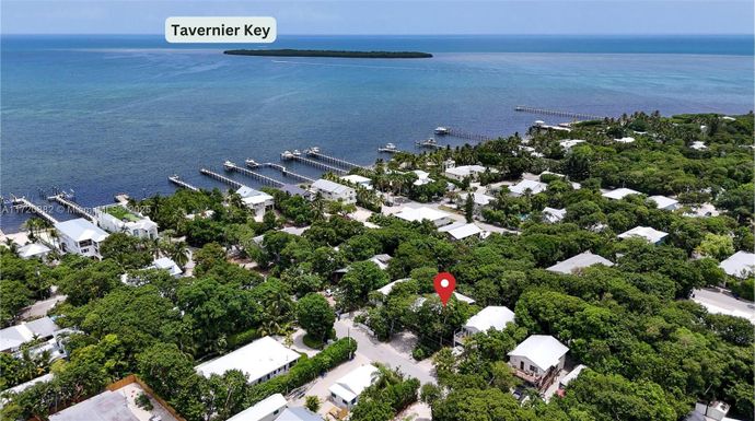 130 Ocean View Dr, Tavernier FL 33070