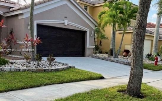 644 Conservation Dr, Weston FL 33327