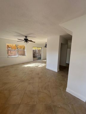 219 NE 12th Ave # 219, Homestead FL 33030