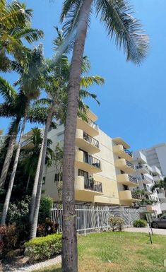 1673 Bay Rd # 405, Miami Beach FL 33139