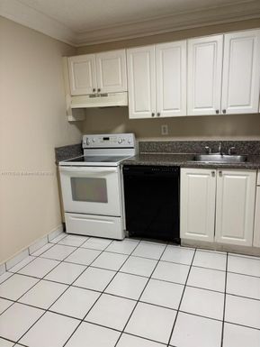 5100 SW 41st St # 224, Pembroke Park FL 33023