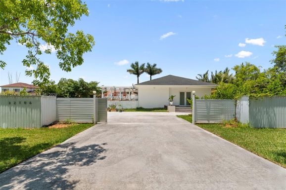 32106 SW 206th Ave, Homestead FL 33030