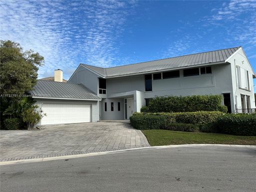 92 S Island Dr S, Ocean Ridge FL 33435