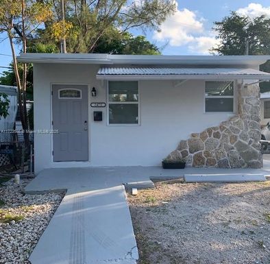 2475 NE 136th Ter, North Miami Beach FL 33181