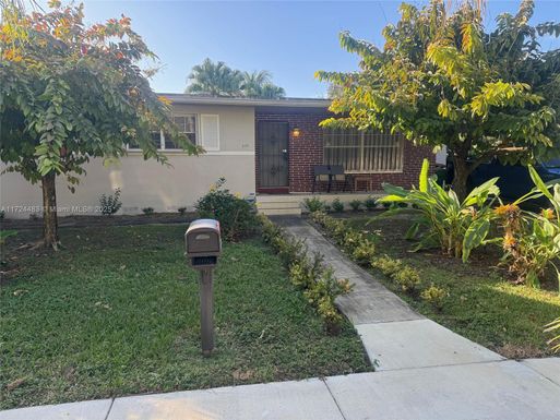 300 NE 122nd St, North Miami FL 33161