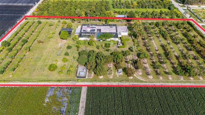 22000 SW 202nd Ave, Miami FL 33170