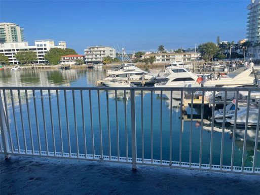 7917 West Dr # 26, North Bay Village FL 33141