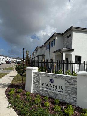 5070 SW 37th # 5070, Pembroke Park FL 33023