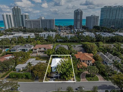 253 Bal Cross Dr, Bal Harbour FL 33154