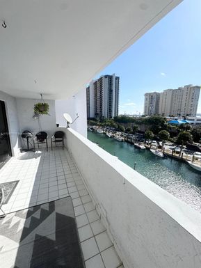 1650 NE 115th St # 506, Miami FL 33181