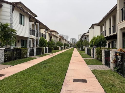 4691 NW 83rd Path # 4691, Doral FL 33166