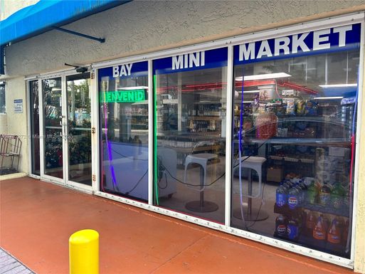 7601 E Treasure Dr # 18, North Bay Village FL 33141