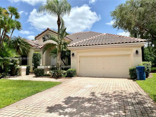 2694 Oakmont, Weston FL 33332