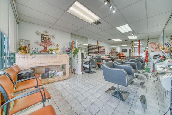 Full-Service Beauty Salon For Sale In Sweetwater, Sweetwater FL 33174
