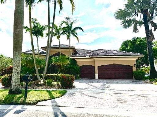 10936 Golden Eagle Ct, Plantation FL 33324