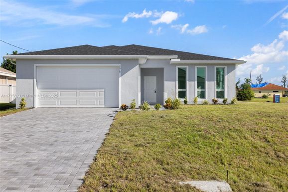 2519 NW 10th St, Cape Coral FL 33993