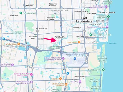 2121 Tanbark Ln, Fort Lauderdale FL 33312