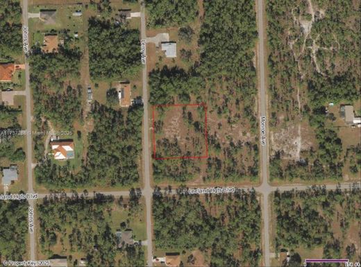 102 Leroy Ave, Lehigh Acres FL 33936
