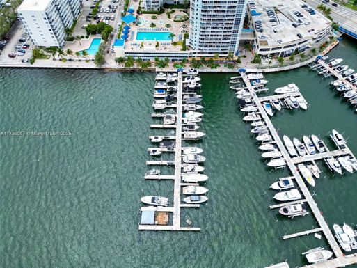 7601 E Treasure Dr # 9A, North Bay Village FL 33141